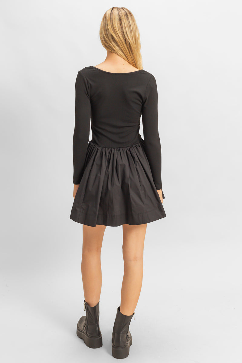 Scoop-Neck Mini Skater Dress | Forever 21 Women