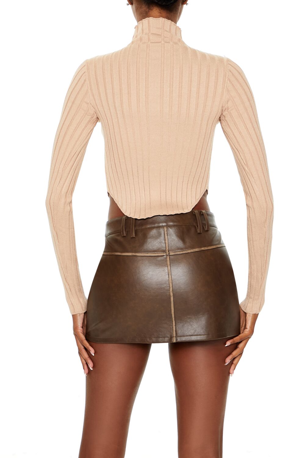 Ribbed Lettuce-Edge Crop Top | Forever 21 Women
