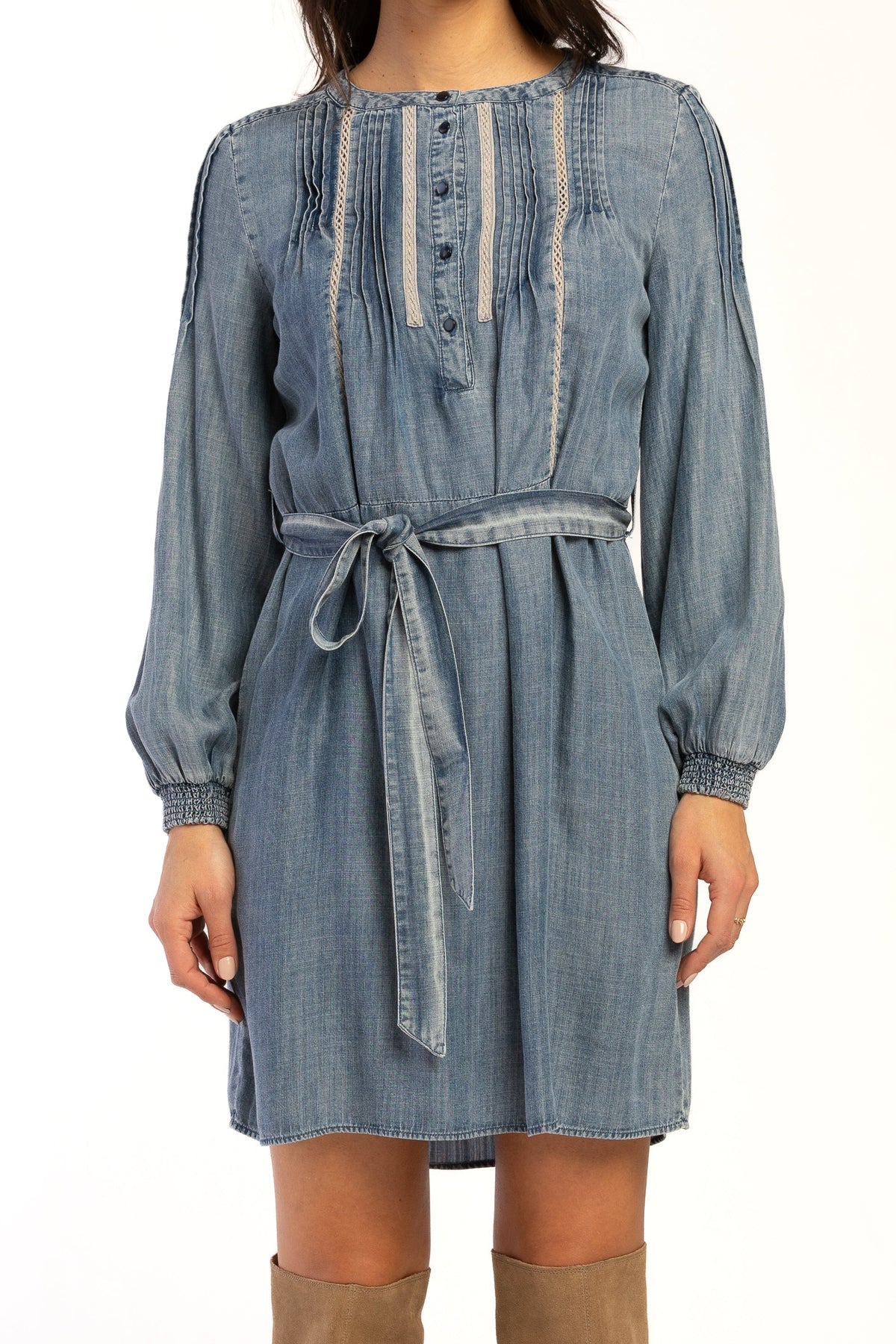 Evie Long Sleeve Smocked Cuff, Banded Collar, Half Button Pop Over Dre | Forever 21 Women