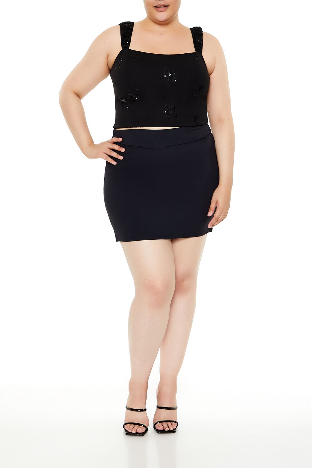 Plus Size Flower Sequin Crop Top | Forever 21 US