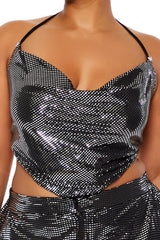 Plus Size Shimmer Cropped V-Hem Halter Top | Forever 21 US