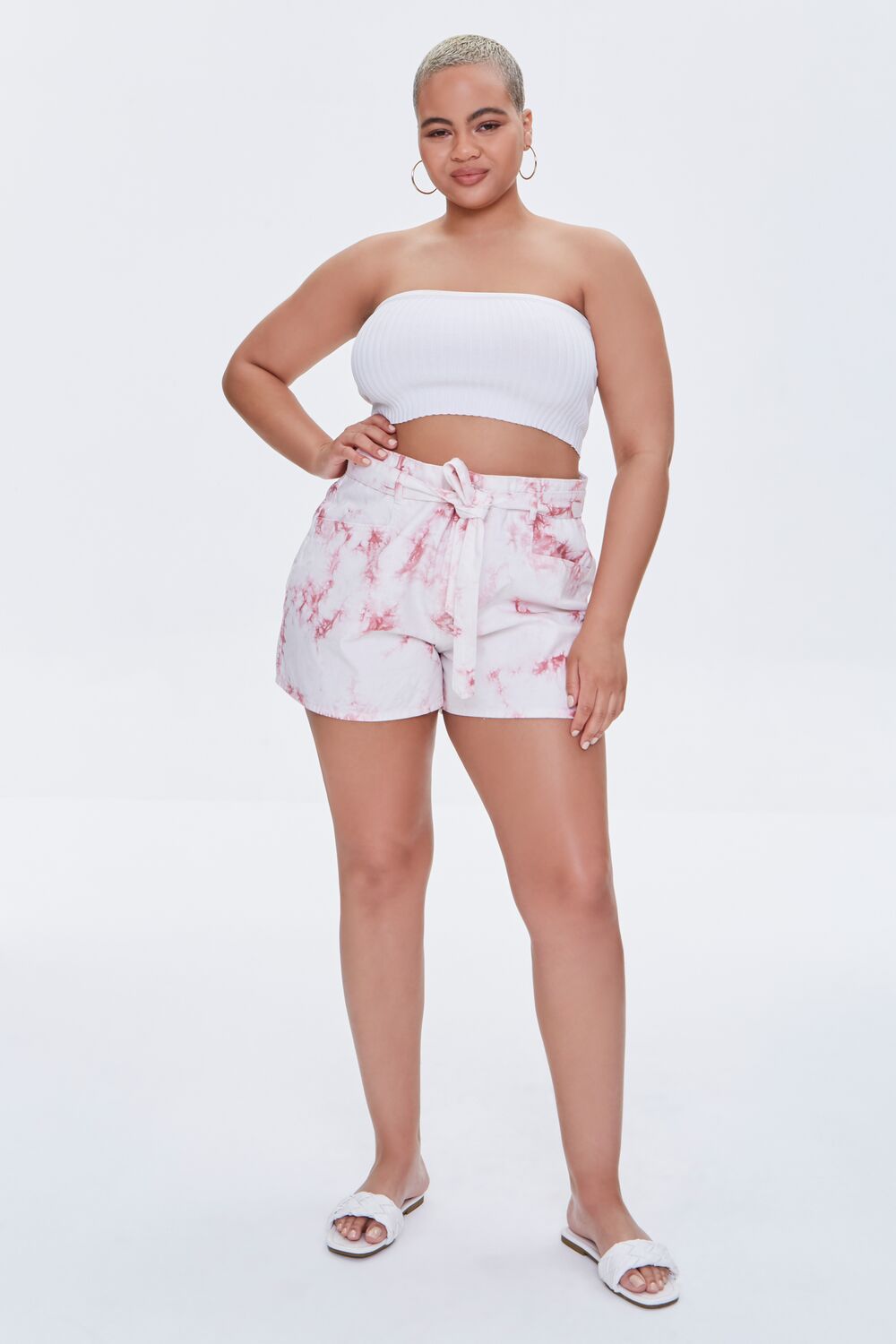 Plus Size Belted Tie-Dye Shorts | Forever 21 US